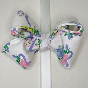 Custom Hair Bow (TBBC Every Day is A Gift fabric)